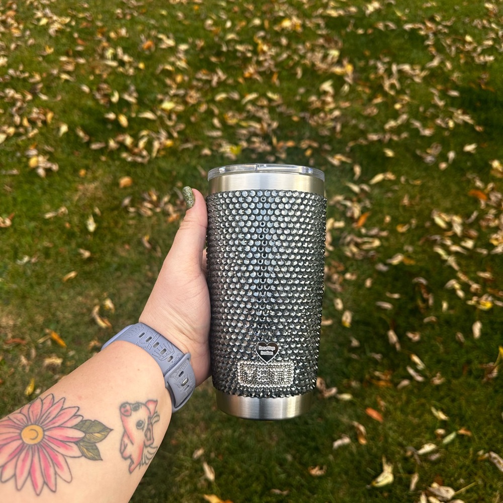 YETI Gray Rhinestone Tumbler 20 oz